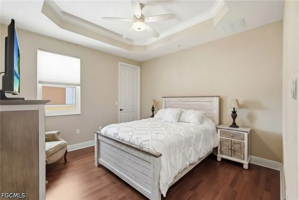178 Shadroe Cove Circle Cape Coral FL 33991