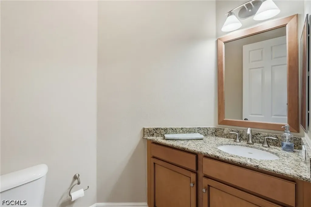 178 Shadroe Cove Circle Cape Coral FL 33991