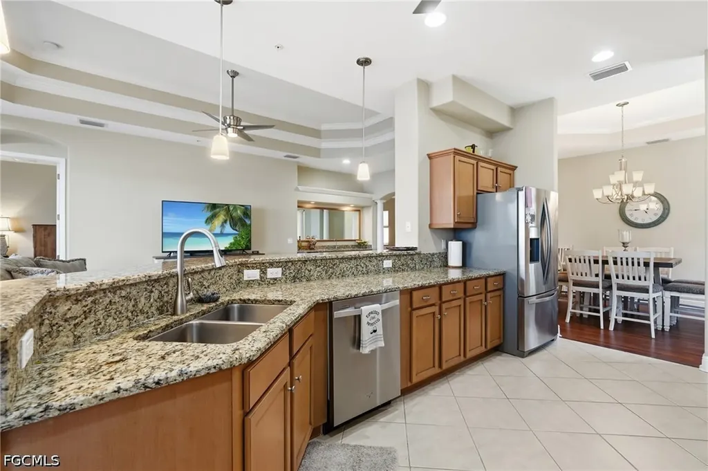 178 Shadroe Cove Circle Cape Coral FL 33991
