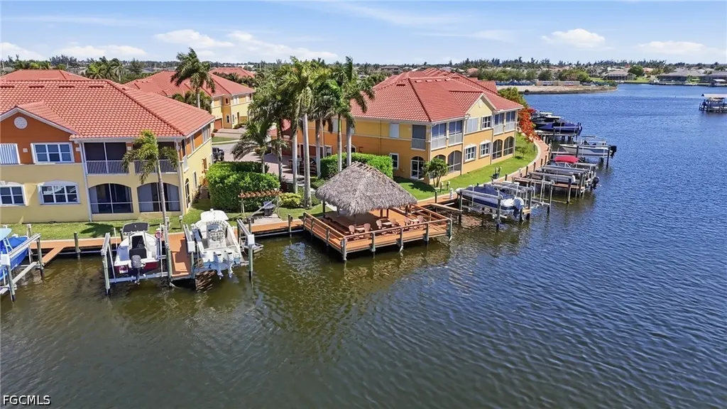178 Shadroe Cove Circle Cape Coral FL 33991