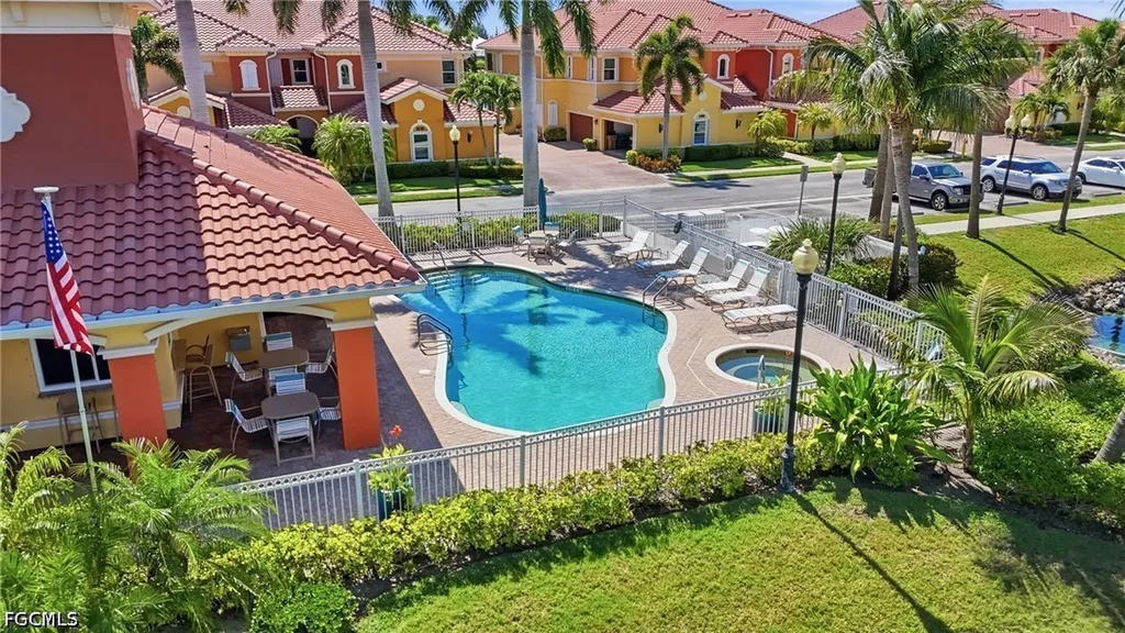 178 Shadroe Cove Circle Cape Coral FL 33991