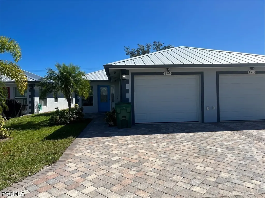 174 Village Circle Labelle FL 33935