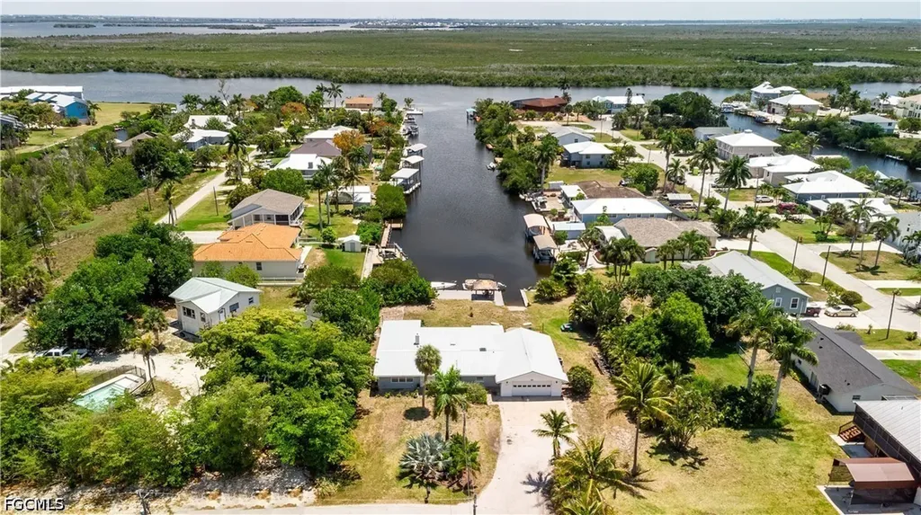 5387 Marina Drive Bokeelia FL 33922