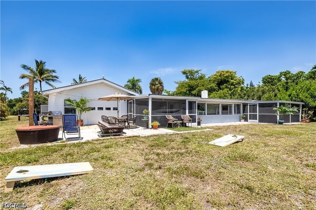 5387 Marina Drive Bokeelia FL 33922