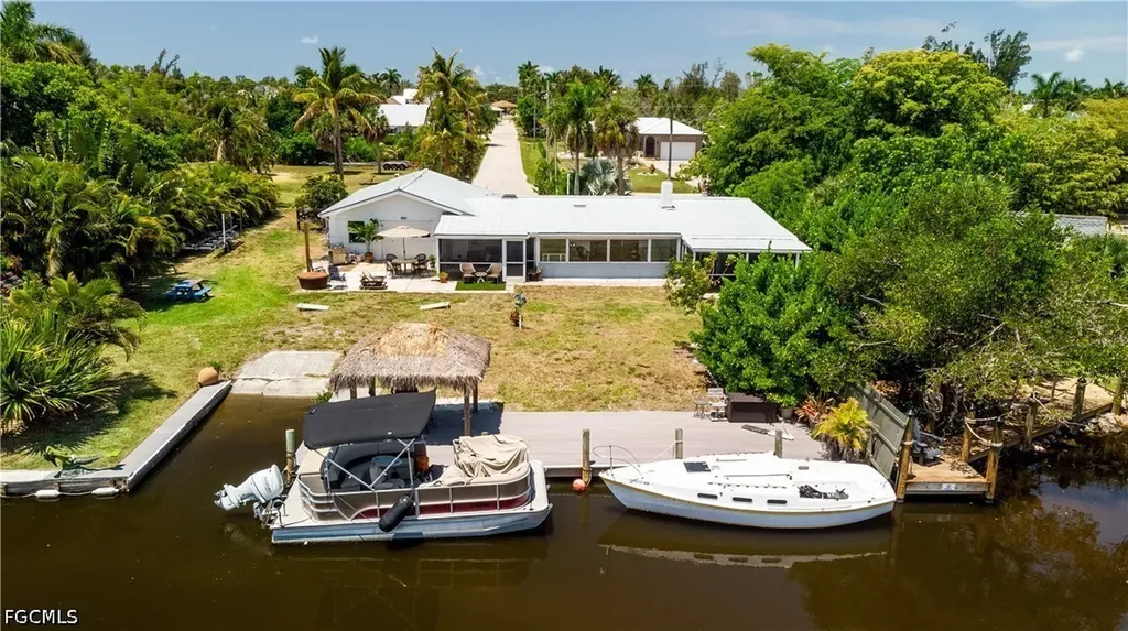 5387 Marina Drive Bokeelia FL 33922