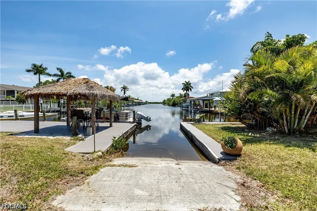 5387 Marina Drive Bokeelia FL 33922
