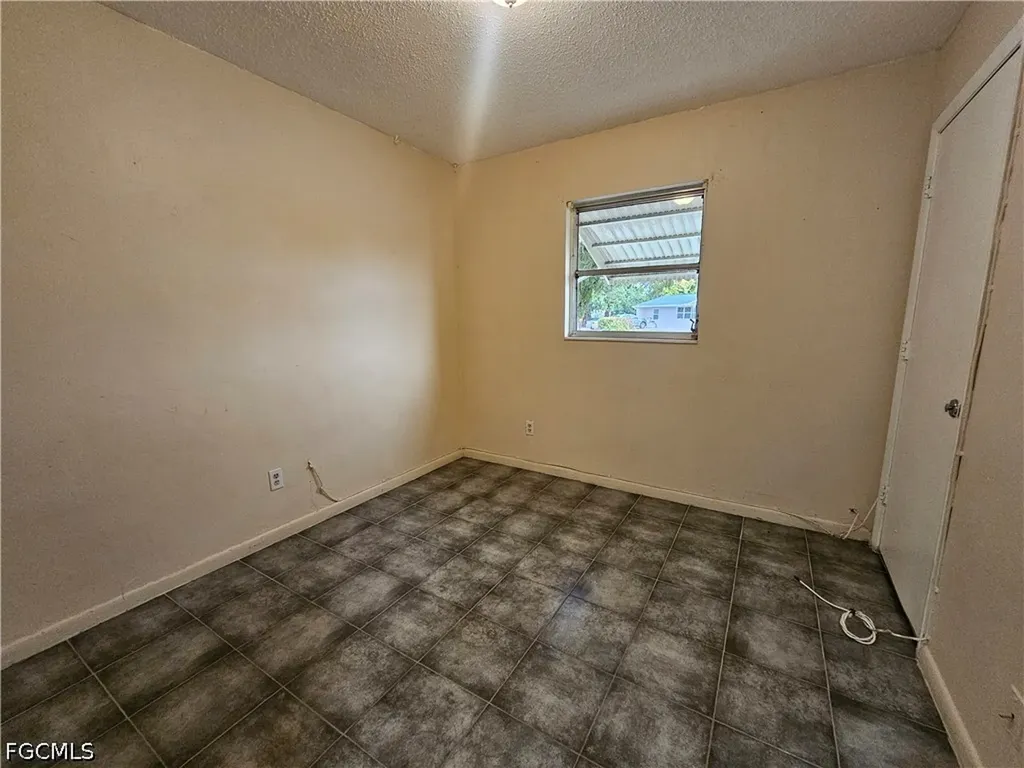 423 Morgan Circle S Lehigh Acres FL 33936