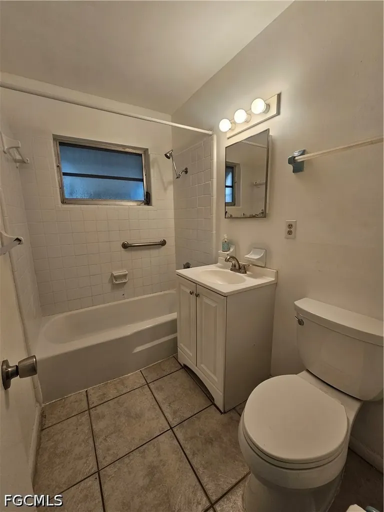 423 Morgan Circle S Lehigh Acres FL 33936