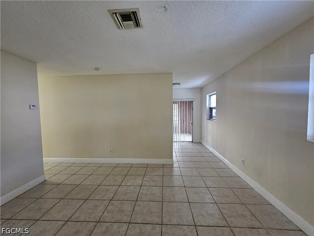 423 Morgan Circle S Lehigh Acres FL 33936