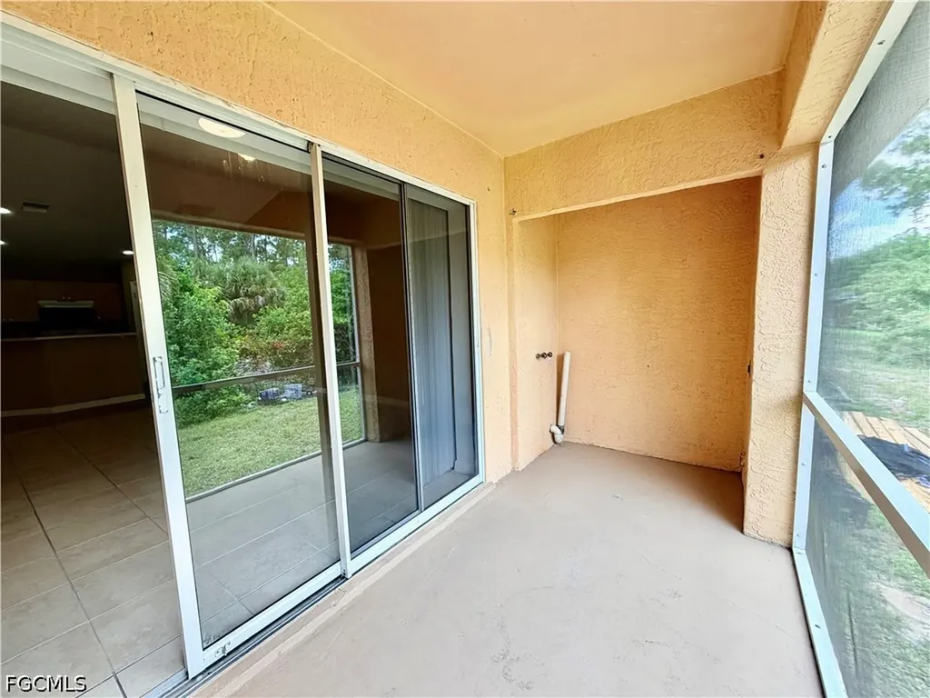 635 Hawthorne Avenue S Lehigh Acres FL 33974