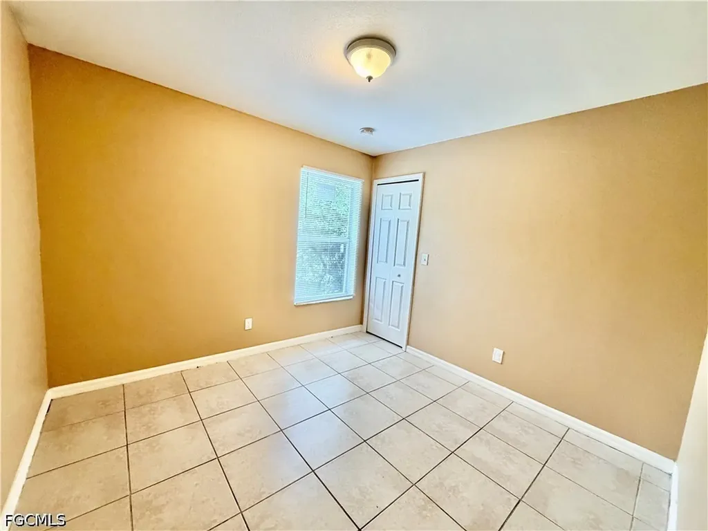 635 Hawthorne Avenue S Lehigh Acres FL 33974