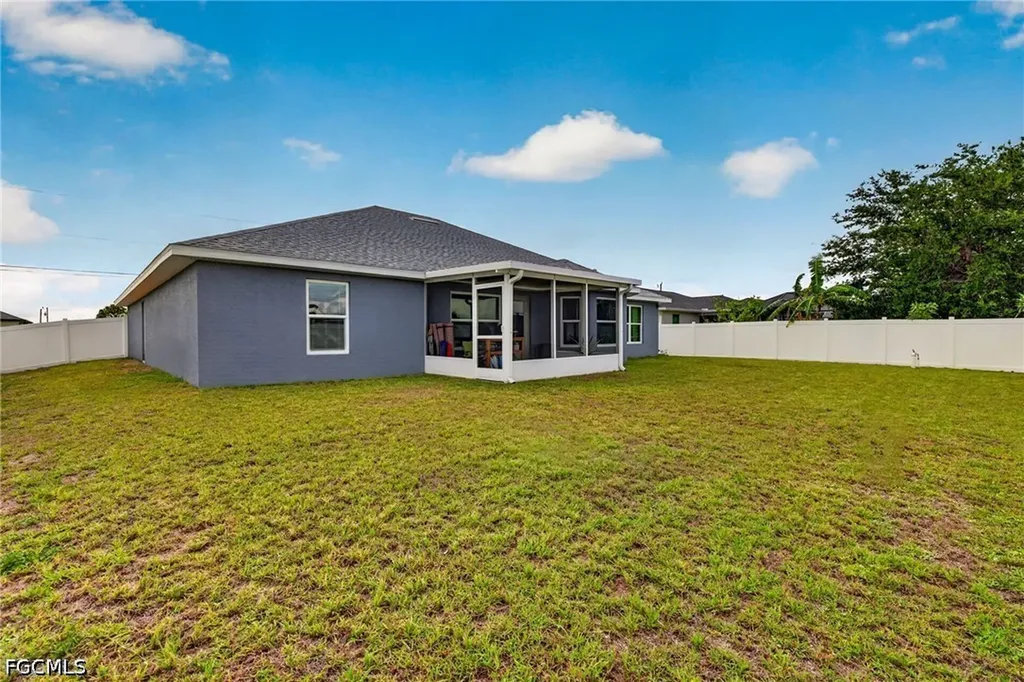 1417 NW 16th Place Cape Coral FL 33993