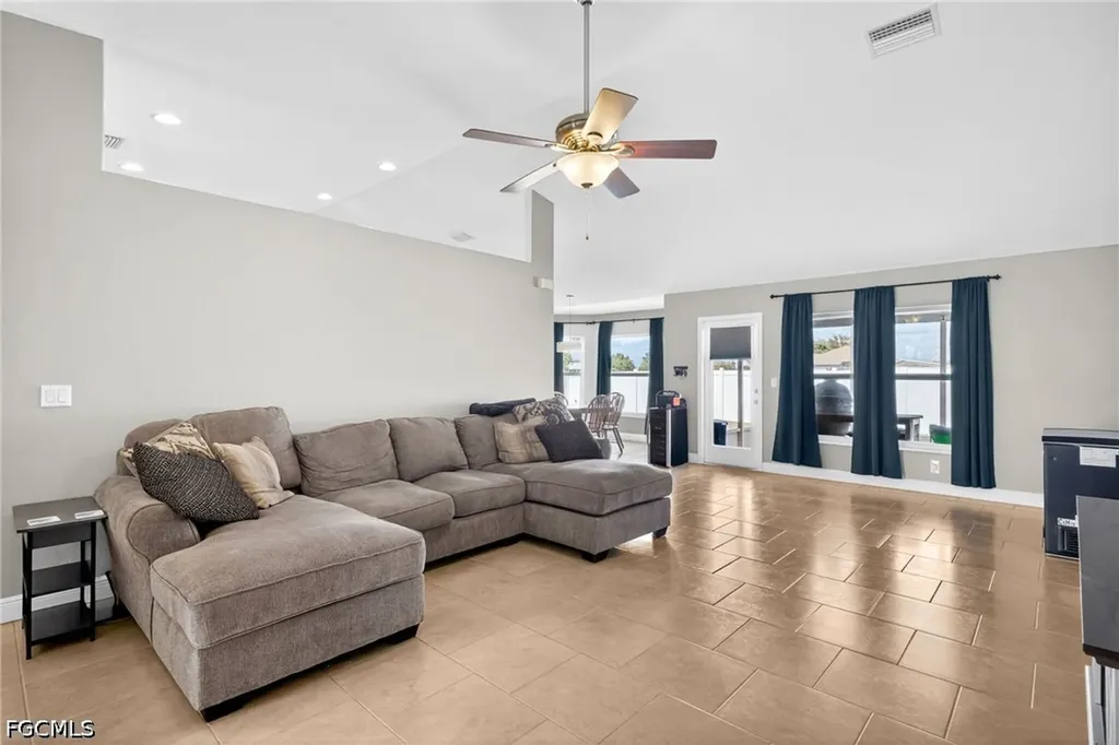 1417 NW 16th Place Cape Coral FL 33993