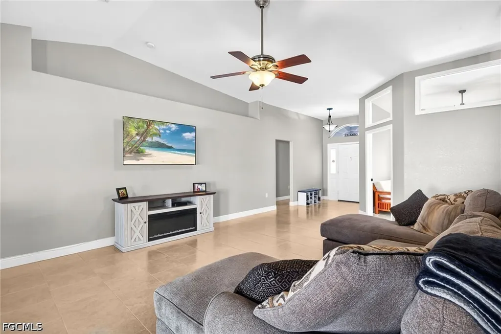 1417 NW 16th Place Cape Coral FL 33993