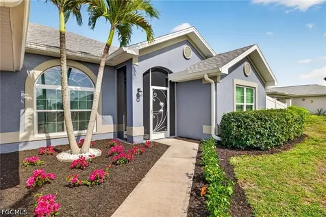 1417 NW 16th Place Cape Coral FL 33993