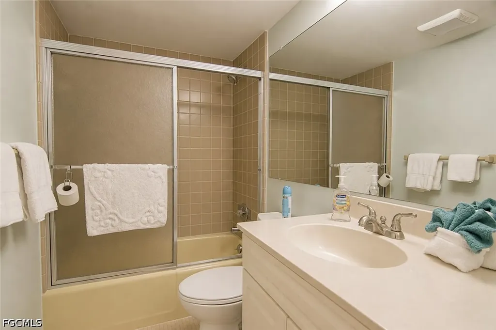 1766 Cape Coral Parkway E Cape Coral FL 33904