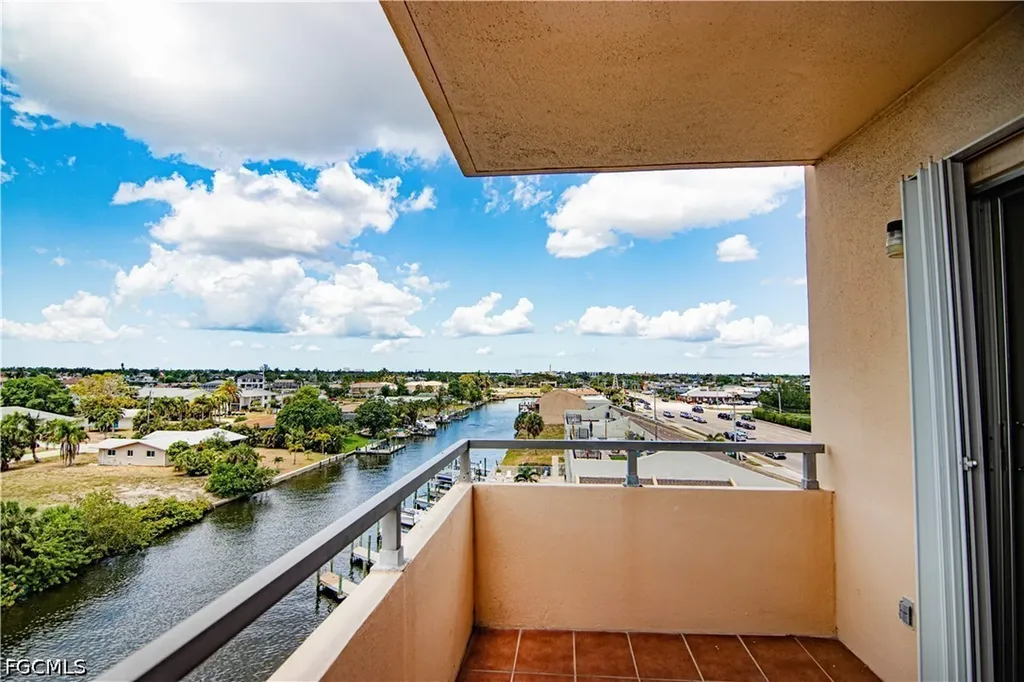 1766 Cape Coral Parkway E Cape Coral FL 33904