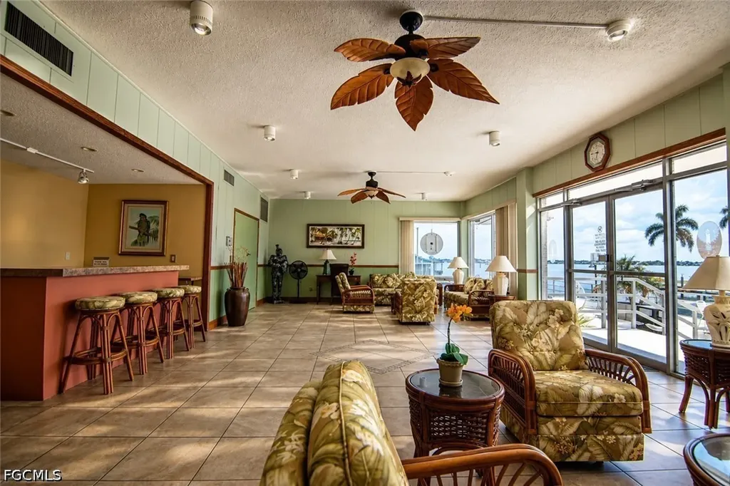 1766 Cape Coral Parkway E Cape Coral FL 33904