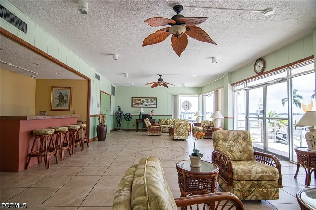 1766 Cape Coral Parkway E Cape Coral FL 33904