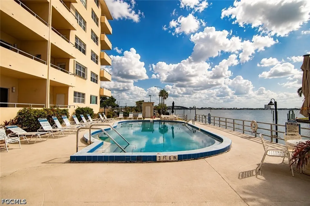 1766 Cape Coral Parkway E Cape Coral FL 33904