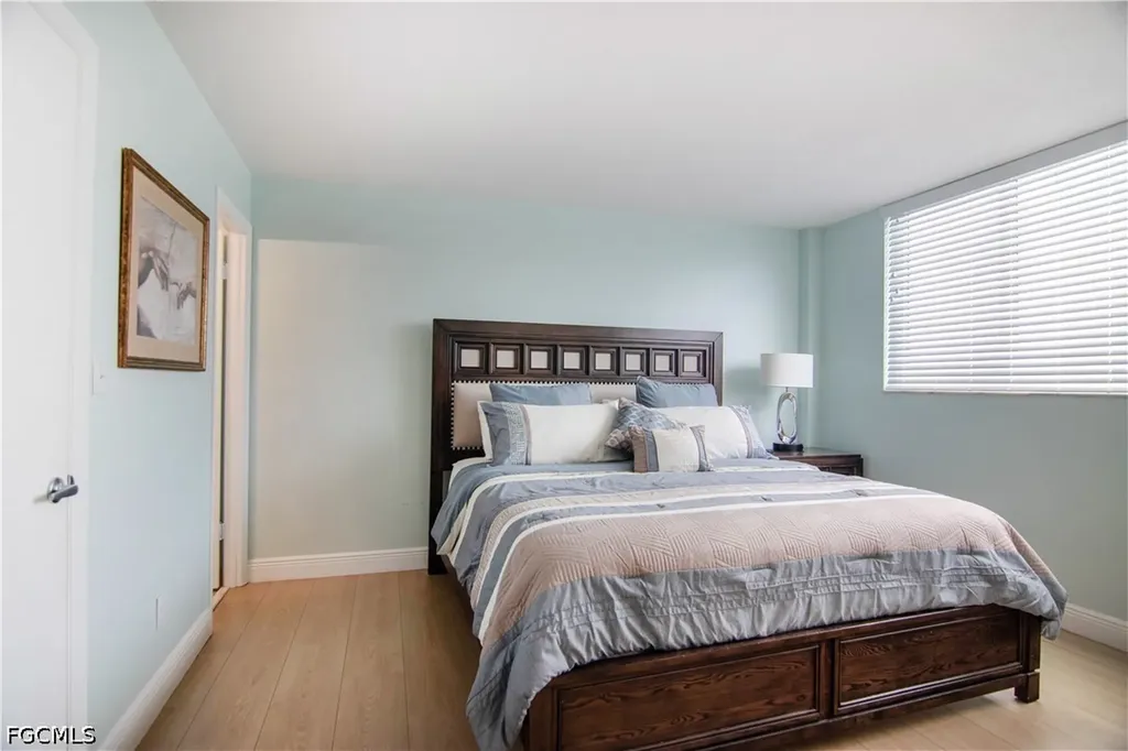 1766 Cape Coral Parkway E Cape Coral FL 33904