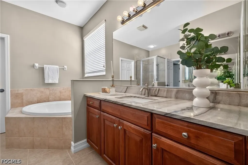 12587 Stone Tower Loop Fort Myers FL 33913