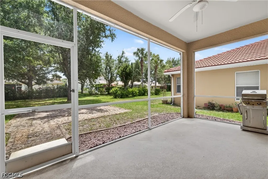12587 Stone Tower Loop Fort Myers FL 33913