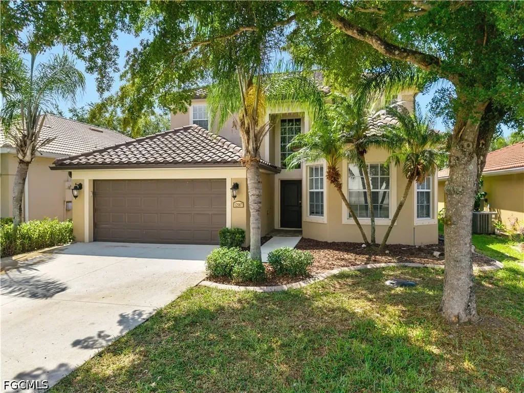 12587 Stone Tower Loop Fort Myers FL 33913