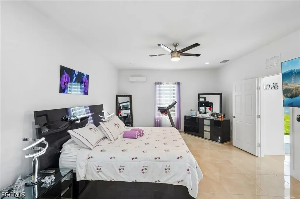 910 Richmond Avenue N Lehigh Acres FL 33972