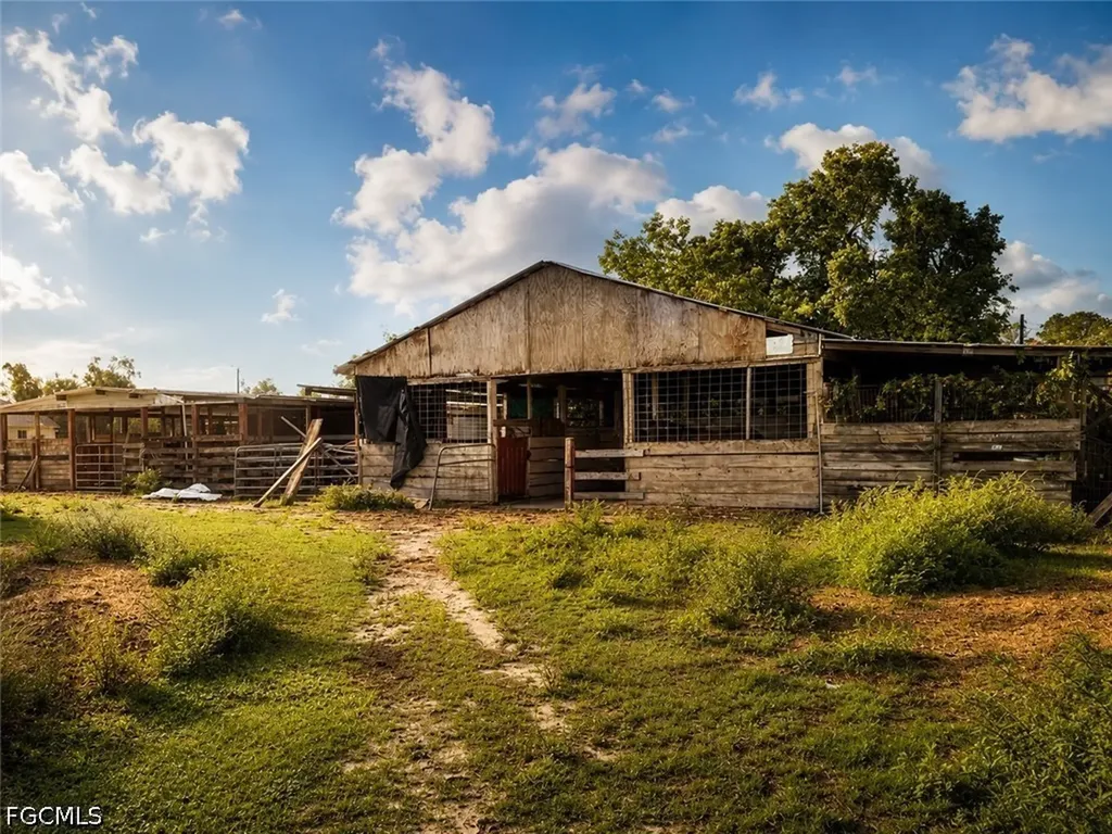 10351 Deal Road North Fort Myers FL 33917