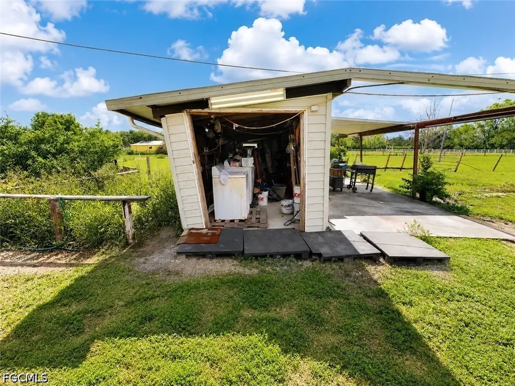 10351 Deal Road North Fort Myers FL 33917