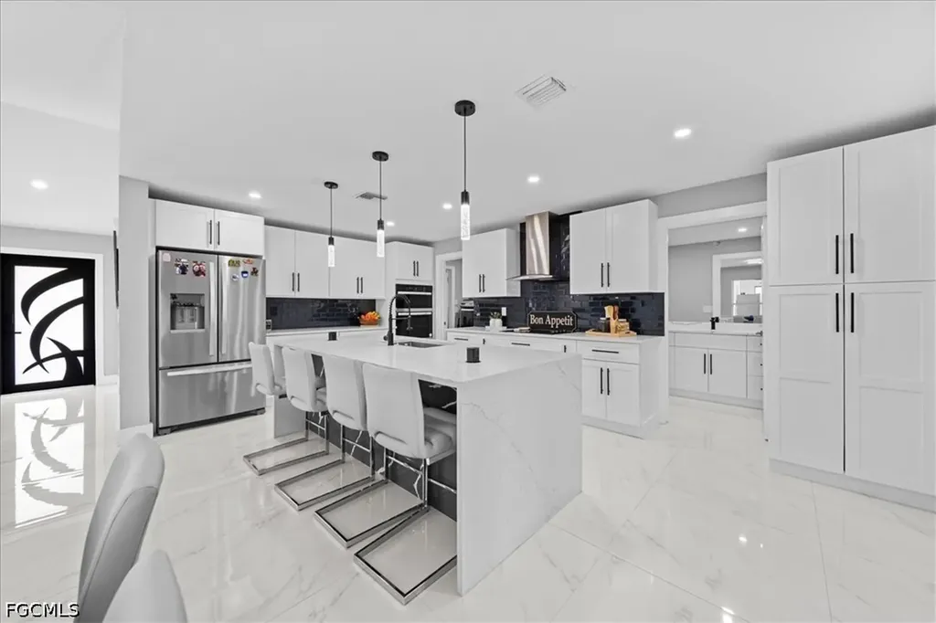 4216 NE 20th Place Cape Coral FL 33909