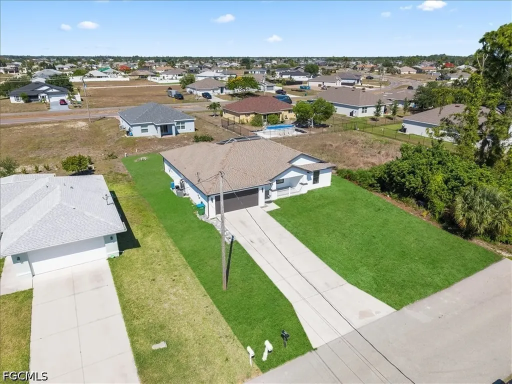 4216 NE 20th Place Cape Coral FL 33909