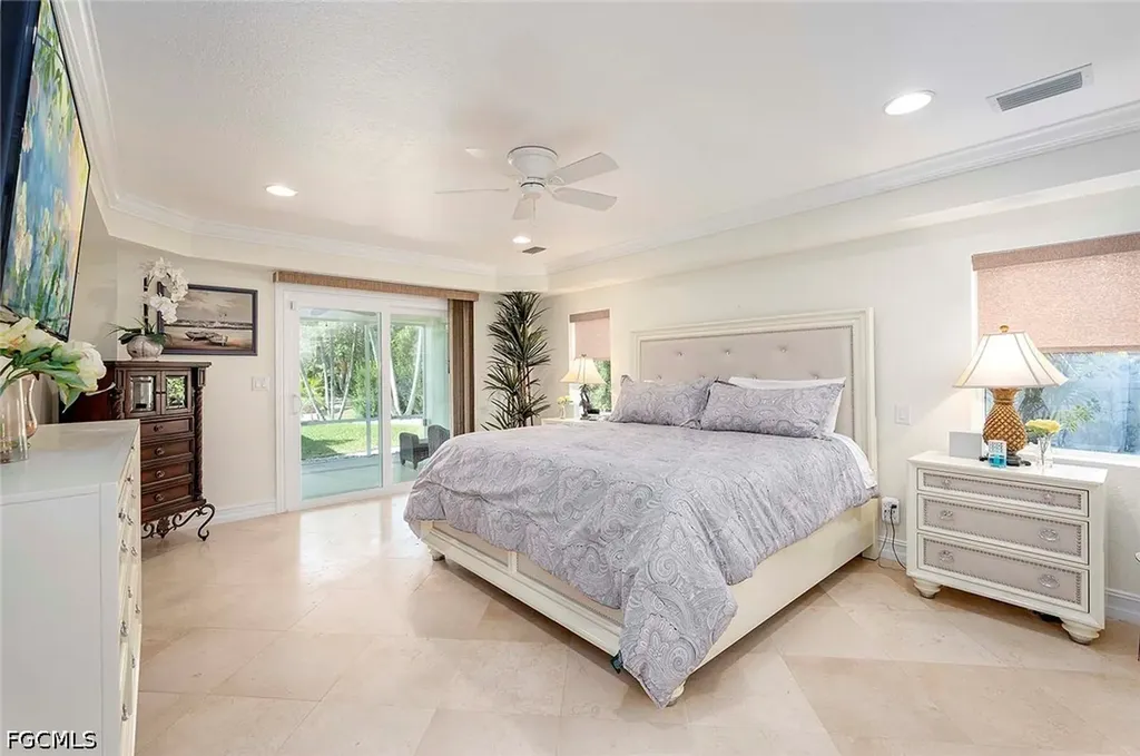 5208 SW 8th Court Cape Coral FL 33914