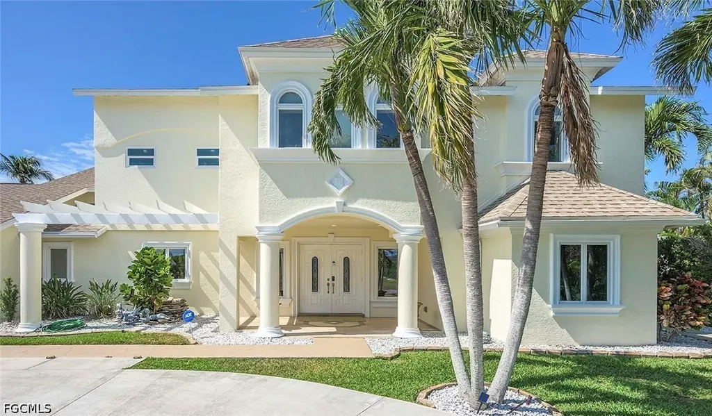 5208 SW 8th Court Cape Coral FL 33914