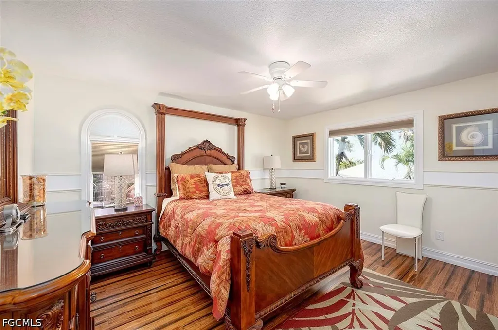 5208 SW 8th Court Cape Coral FL 33914
