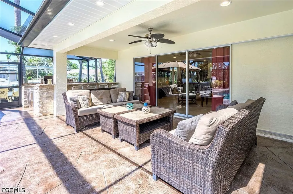 5208 SW 8th Court Cape Coral FL 33914
