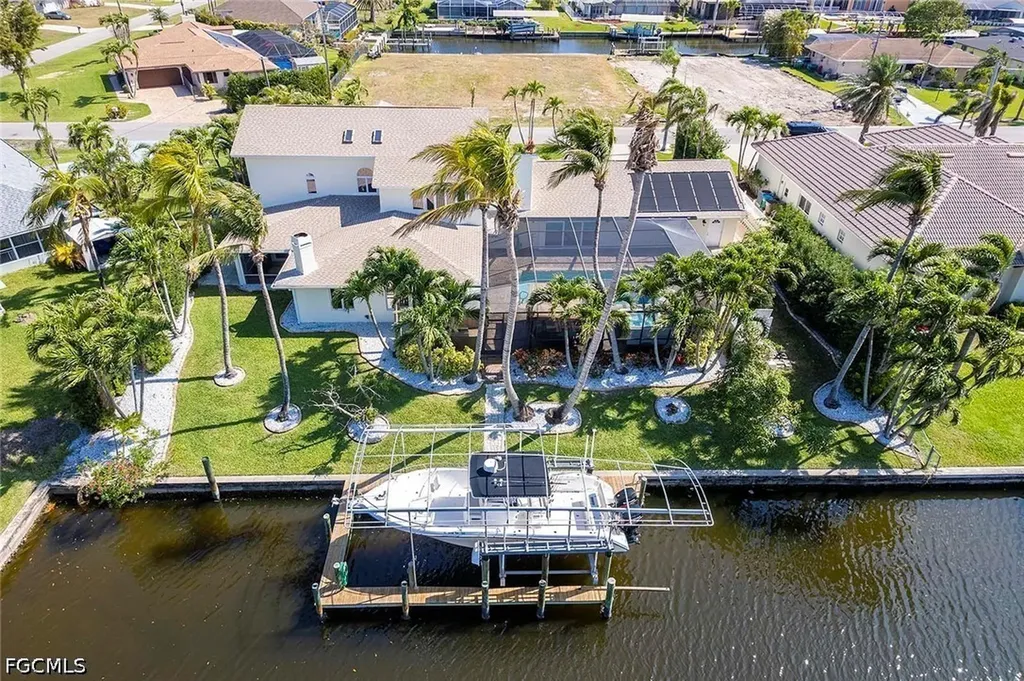 5208 SW 8th Court Cape Coral FL 33914