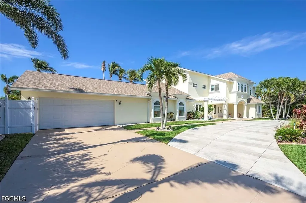 5208 SW 8th Court Cape Coral FL 33914