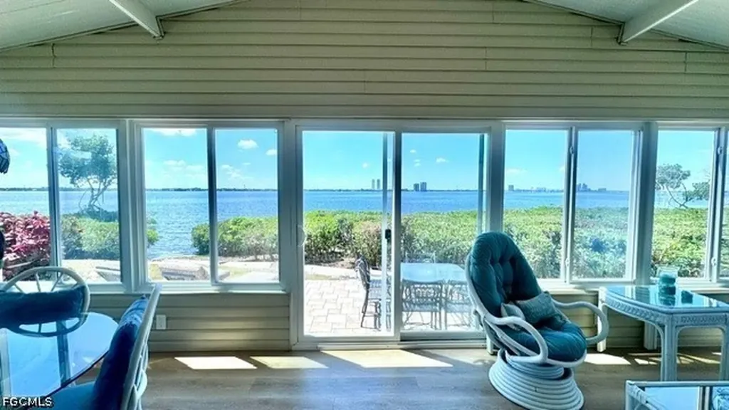 5548 Adam Drive North Fort Myers FL 33917