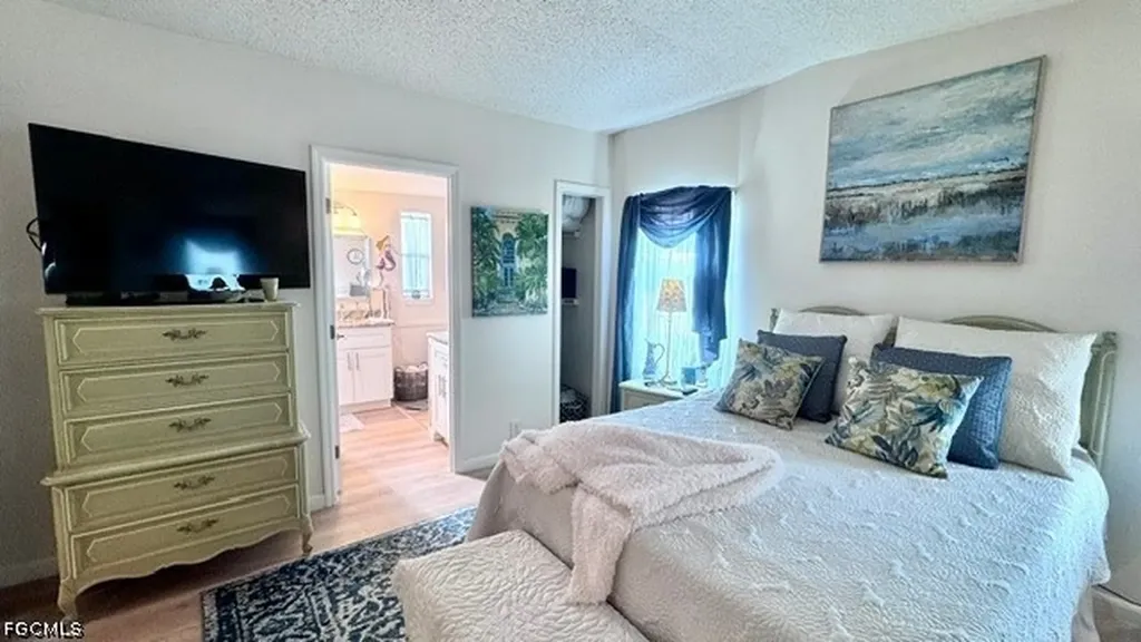 5548 Adam Drive North Fort Myers FL 33917