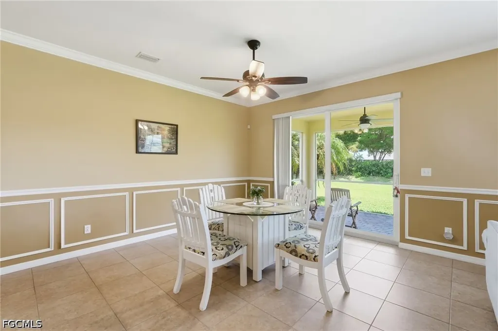 2506 Blackburn Circle Cape Coral FL 33991