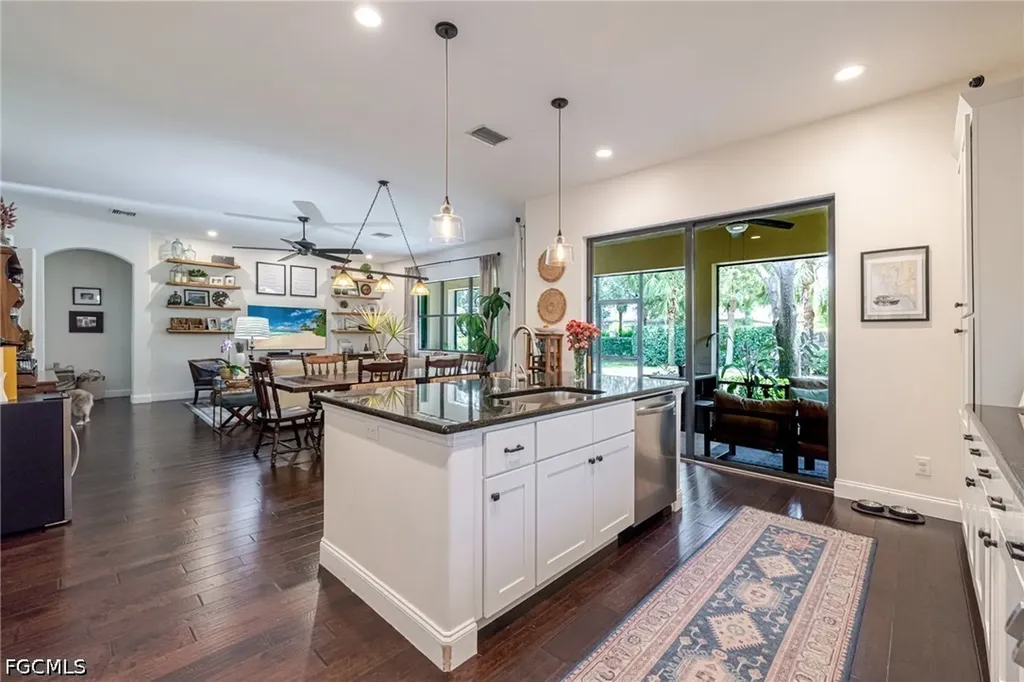 12627 Kentwood Avenue Fort Myers FL 33913