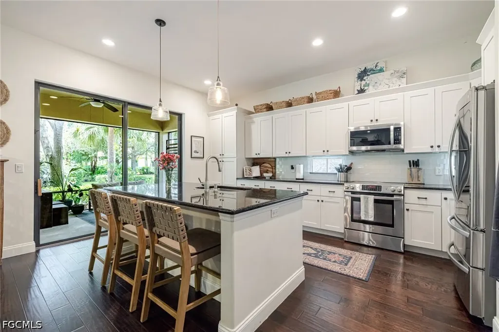 12627 Kentwood Avenue Fort Myers FL 33913