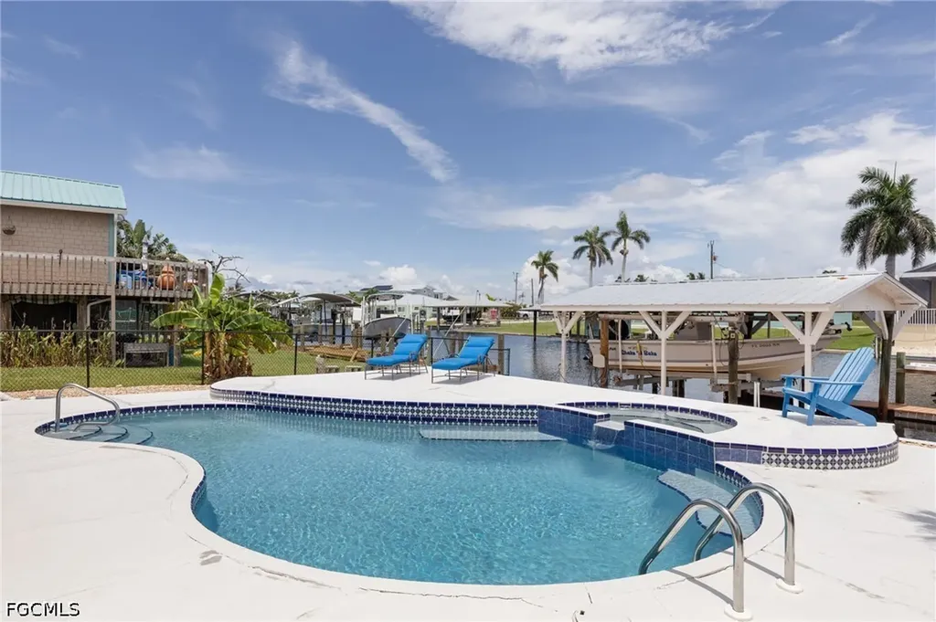 3728 Emerald Avenue St. James City FL 33956
