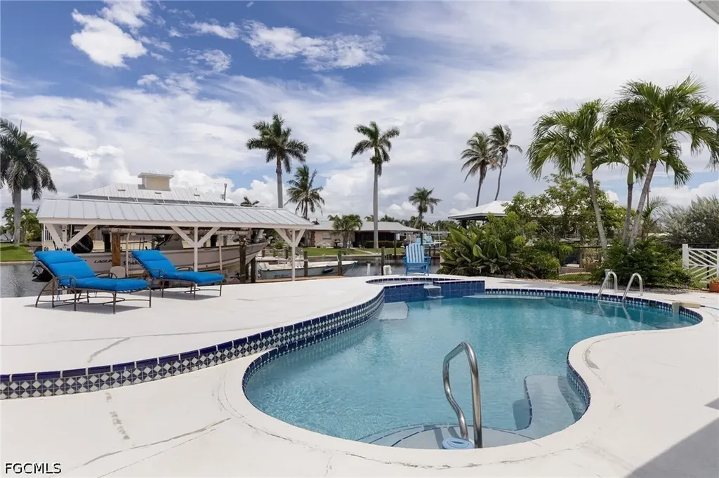 3728 Emerald Avenue St. James City FL 33956