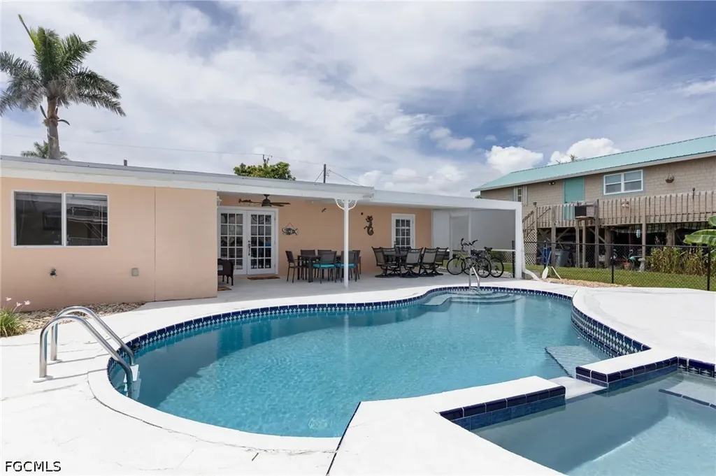 3728 Emerald Avenue St. James City FL 33956