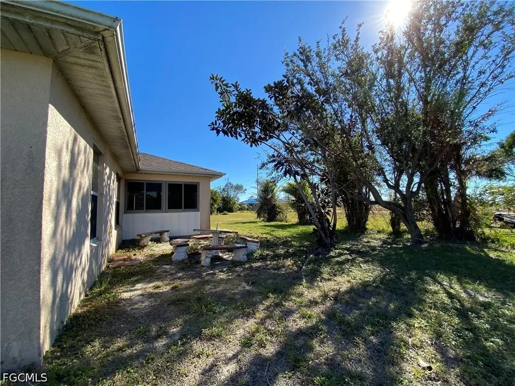 2030 NW 8th Terrace Cape Coral FL 33993