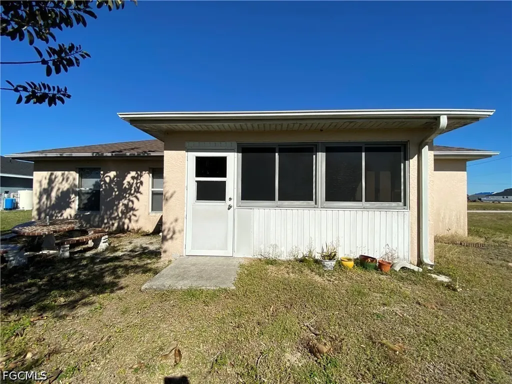 2030 NW 8th Terrace Cape Coral FL 33993