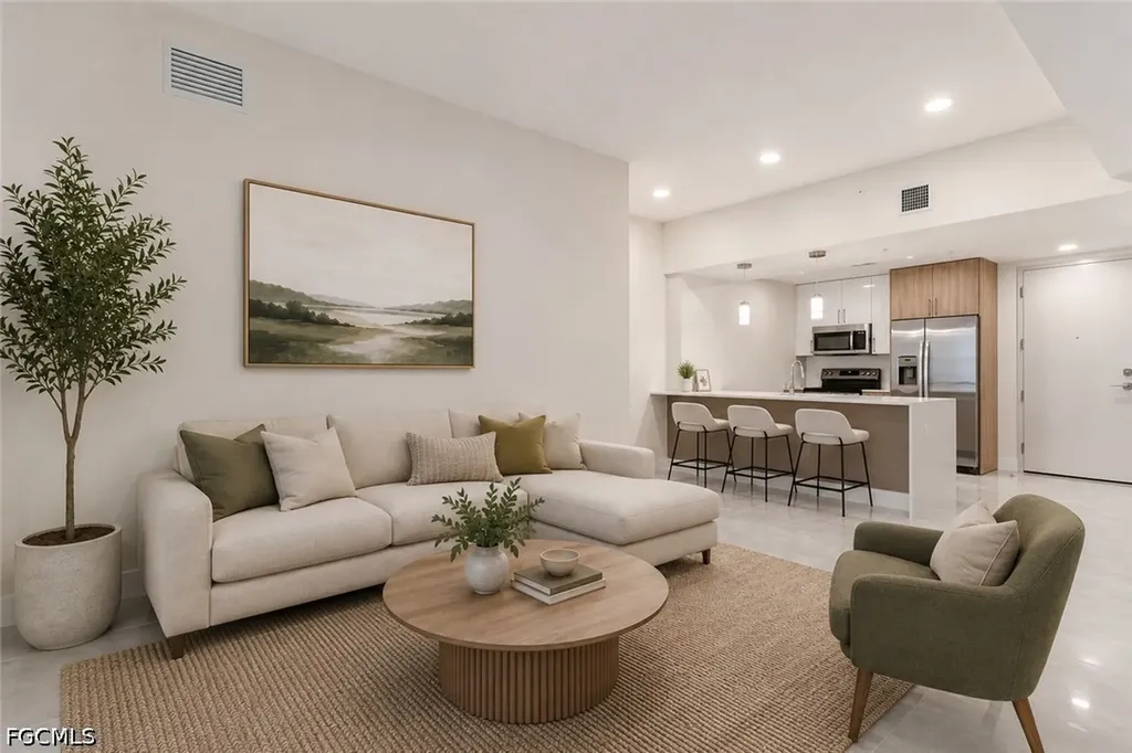 Bonita Springs FL, 26600 Rosewood Pointe Drive, Unit B-101